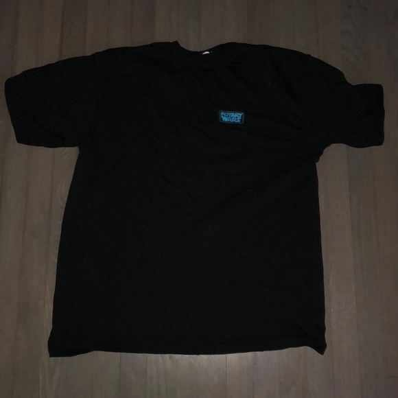 Men’s 2XL t-shirt - Picture 3 of 5